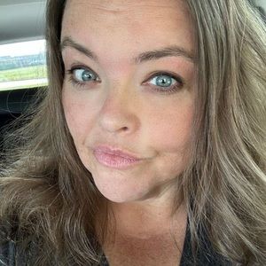 Meet your Posher, Lee ann